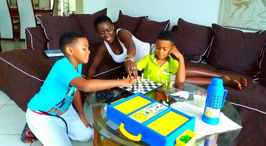 Poll Results: 'Celebrity' Role Models. Should Our Kids Look Up To Them?