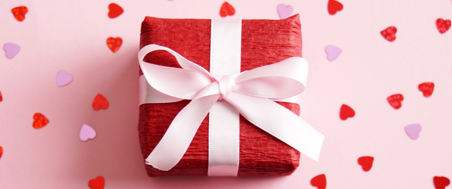25 Valentine's Day Gifts under $10 - Moneywise Moms - Easy Family Recipes