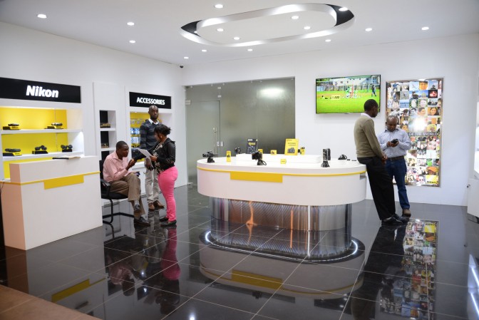 nikon dealers